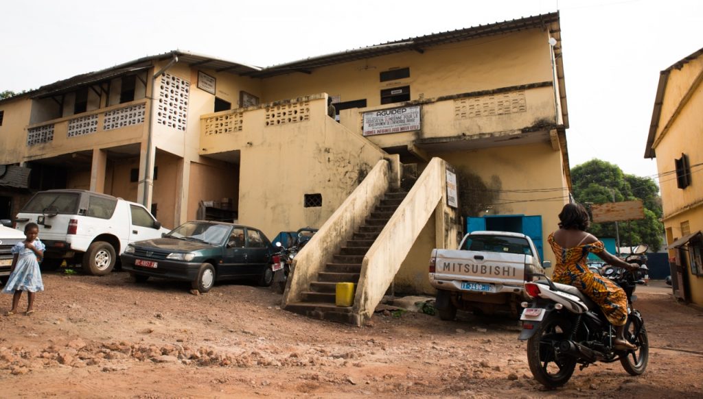 hub learning centers, computer education, globetops, guinea, africa,